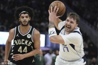 与此同时 与此同时