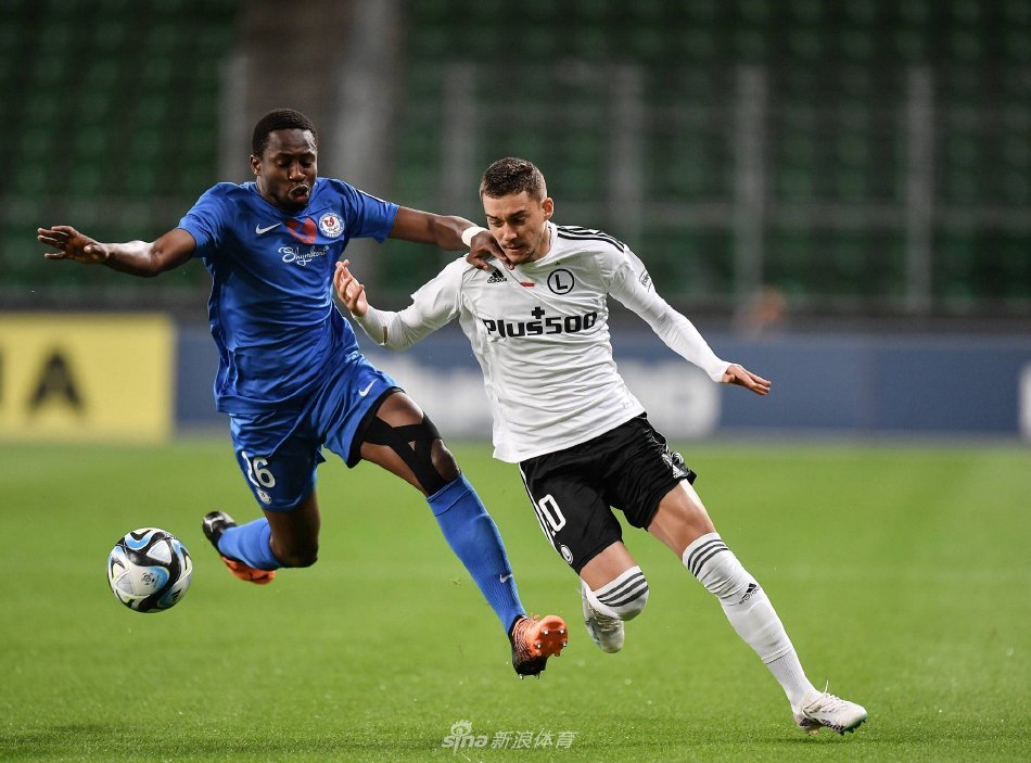 引起了激烈 引起了激烈