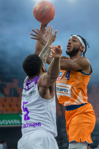 迪巴拉凭借 迪巴拉凭借